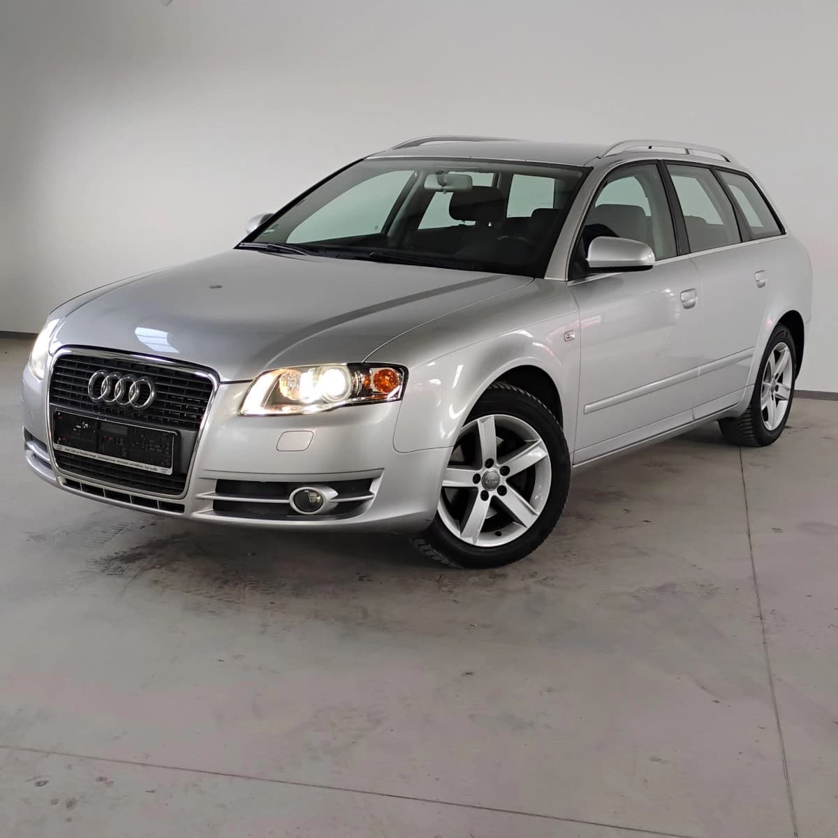 Audi A4 2.0 Tdi – imagine principală (1/10)