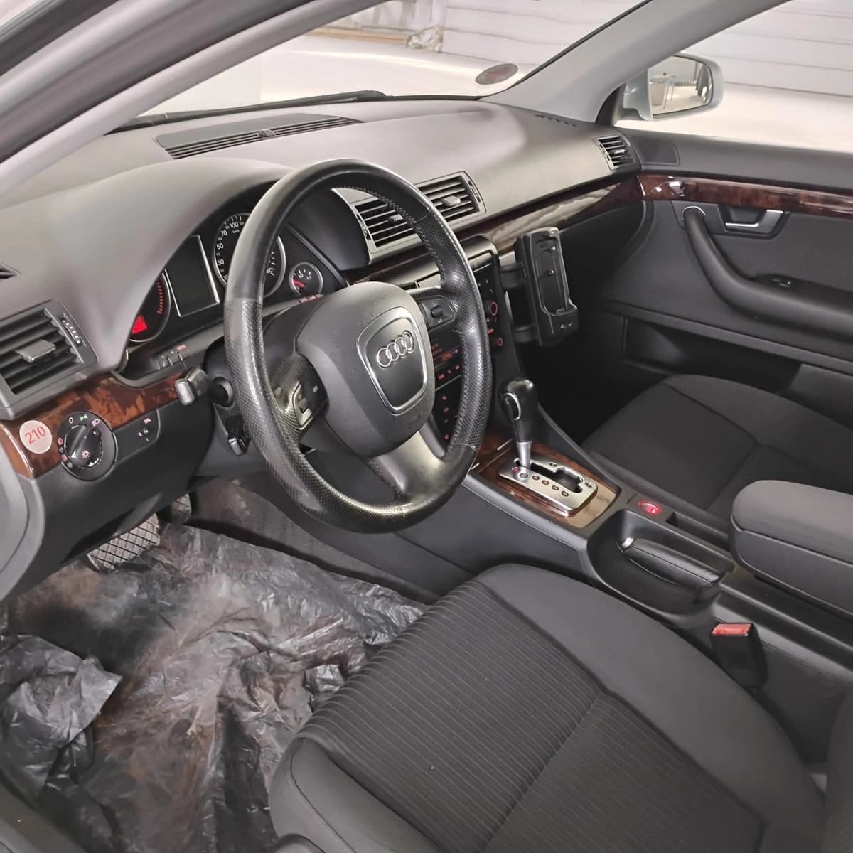 Audi A4 2.0 Tdi – bord