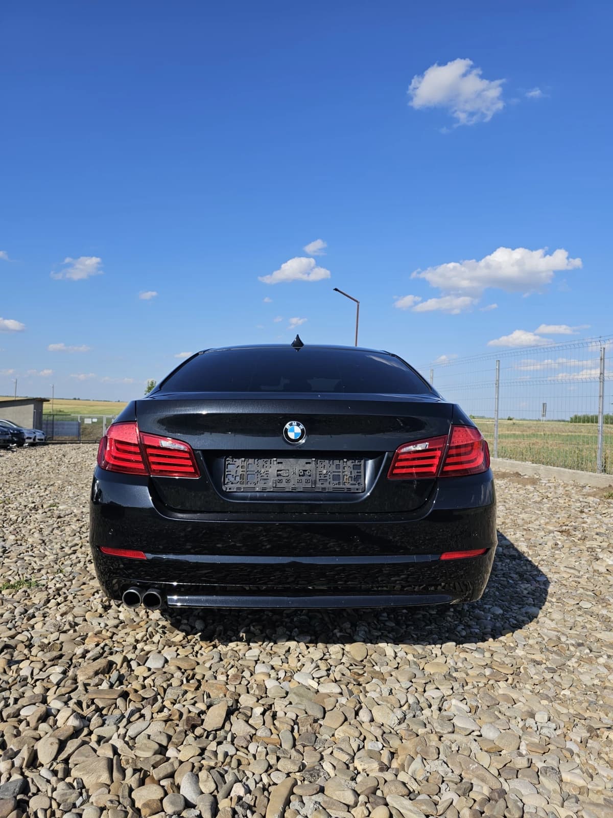 Bmw  F10 3.0 D – vedere spate