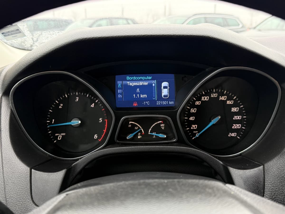 Ford Focus  1.6tdi – vedere 9