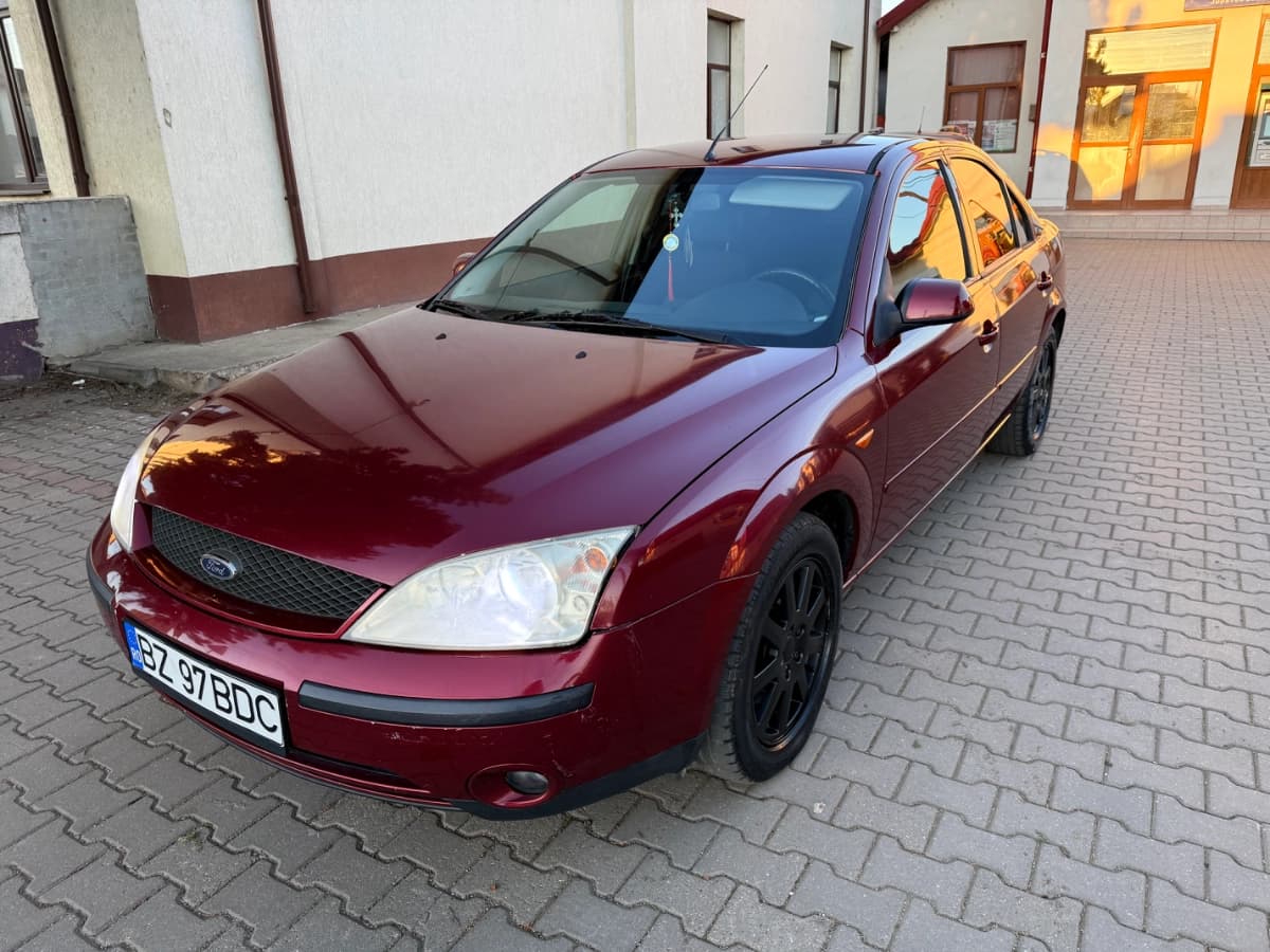 Ford Mondeo 1.8 benzină  – imagine principală (1/8)