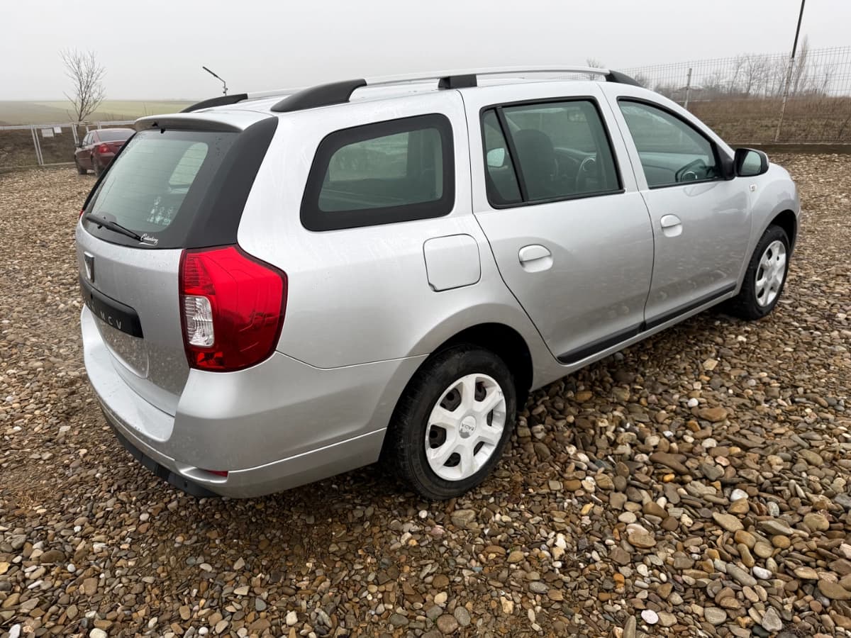 Logan  Mcv 1.2 GPL – bord