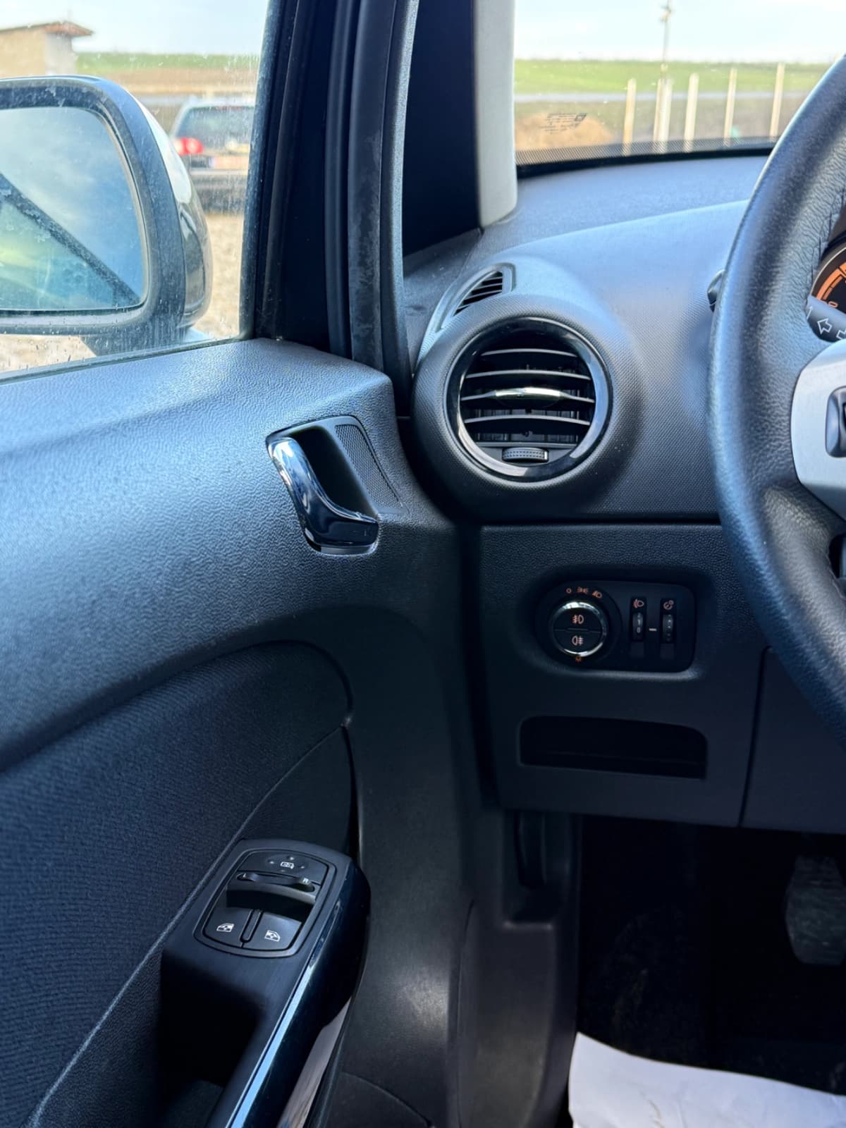 Opel  Corsa D 1.2 benzină  – motor